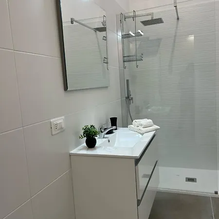 Apartment Family House *